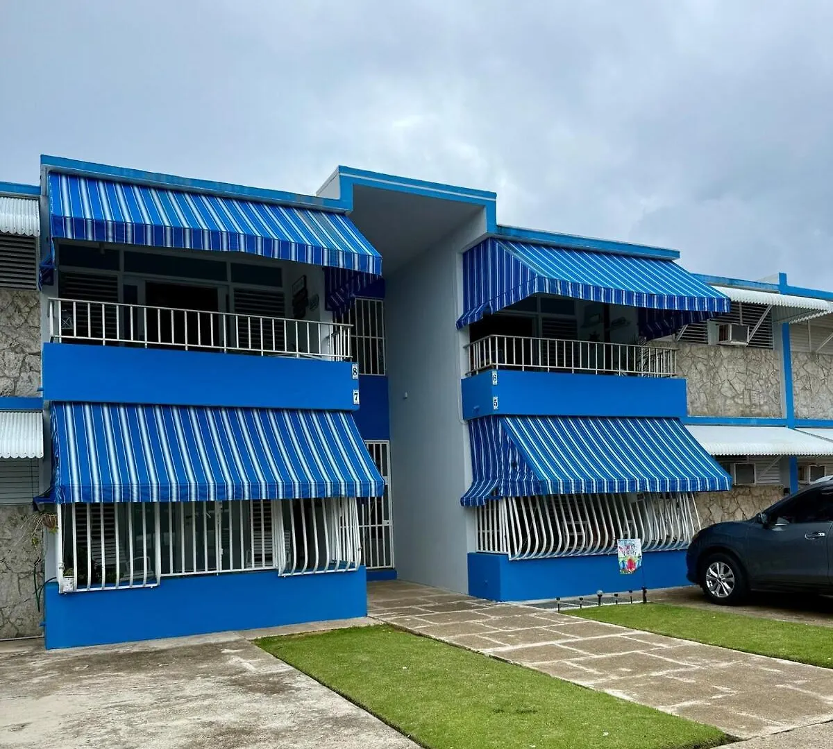 Seaside Apartment Steps To Breathtaking Sunrise Luquillo Porto Rico